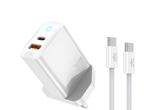 بريف شاحن حائط سريع ثنائي المنافذ 30 واط GaN يو إس بي + تايب سي مع كابل سريع من النوع C إلى C بقدرة 60 واط - أبيض