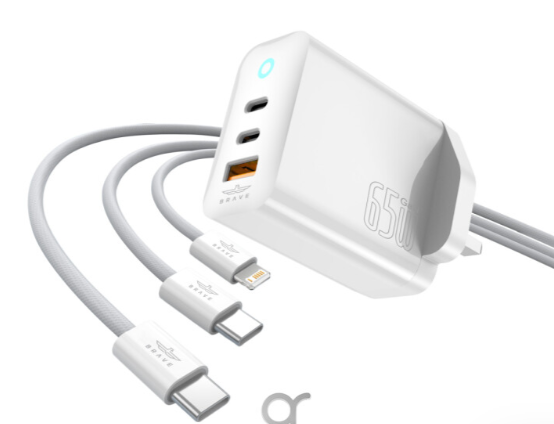 بريف شاحن كمبيوتر محمول 65W PD GaN بثلاثة منافذ - نوع مزدوج C + USB-A مع كابلات 60W Type-C إلى C و20W C إلى Lightning - أبيض